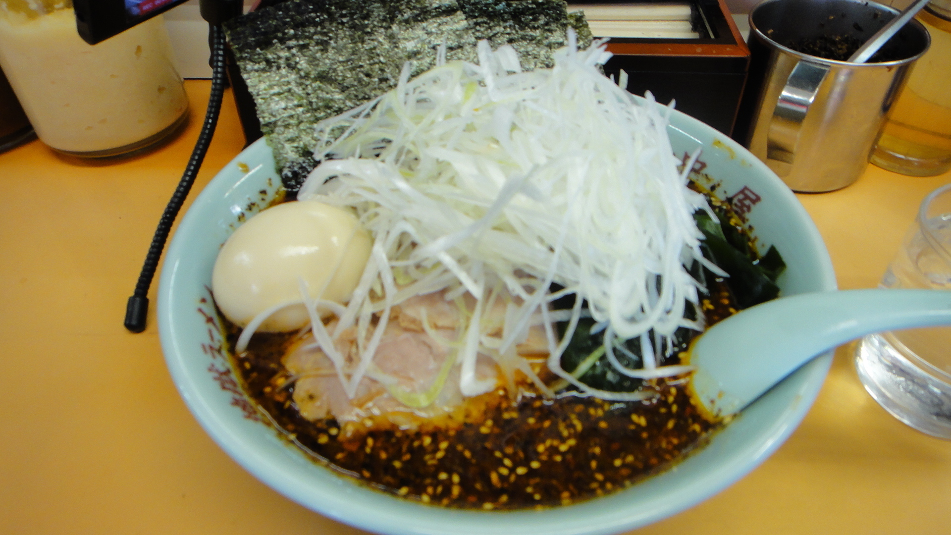 地獄ラーメン田中屋 獄上級３ 味玉 チャーシュー 海苔 横浜の激辛ラーメンと言ったらココでしょ 辛さ控えめ旨辛の名店 美味い物紀行 Delicious Travelogue At Yokohama And More